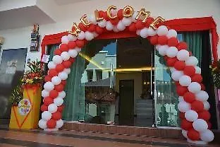 Gold City Hotel Melaka 2*,